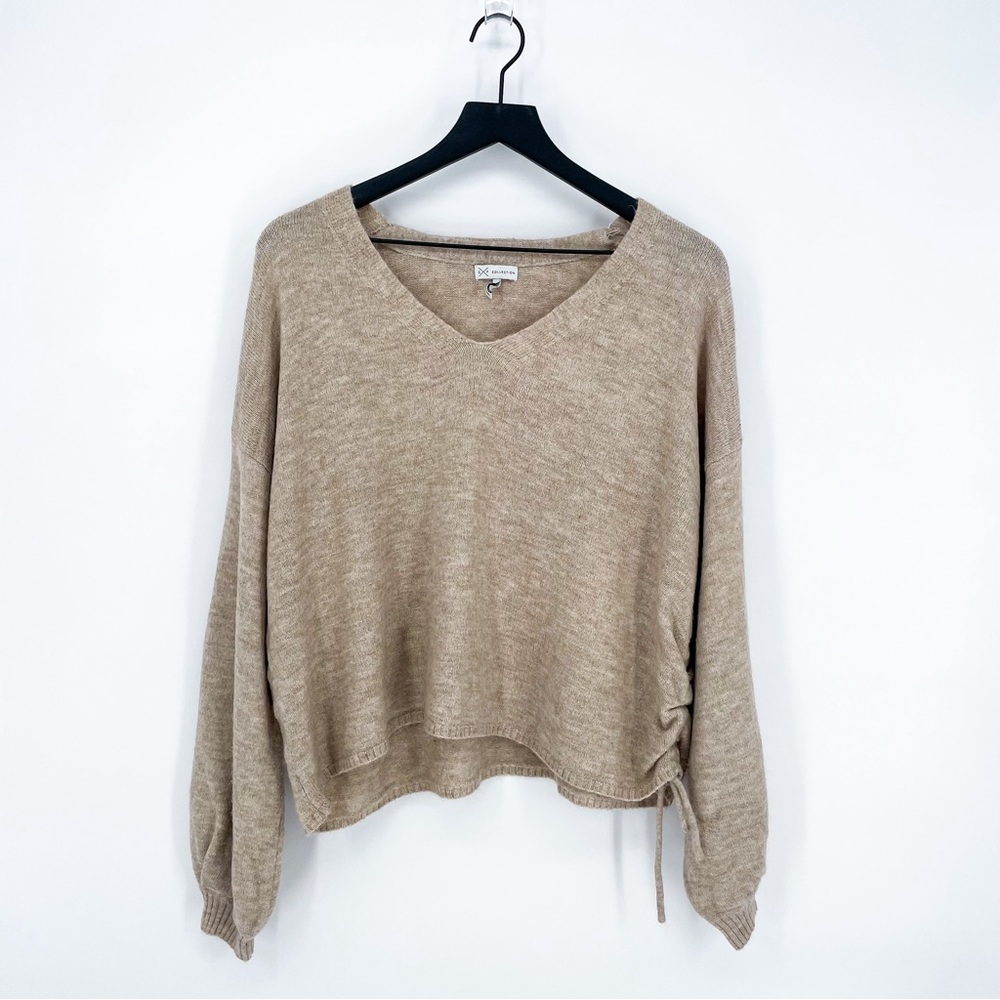 ☀️ 3/$25 GF Collection V-Neck Knit Sweater Side Tie Tan Large